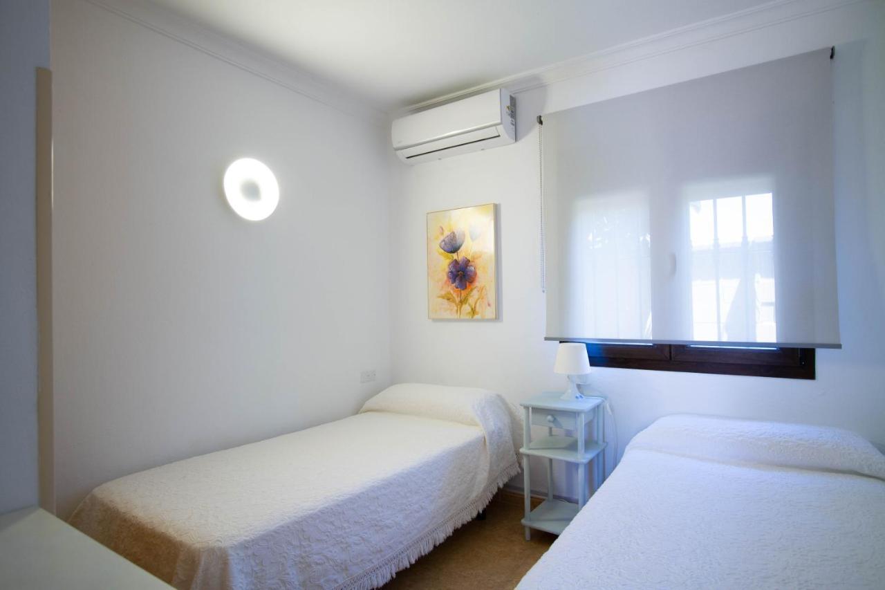 Apartamentos Turisticos Trajano ボロニア エクステリア 写真