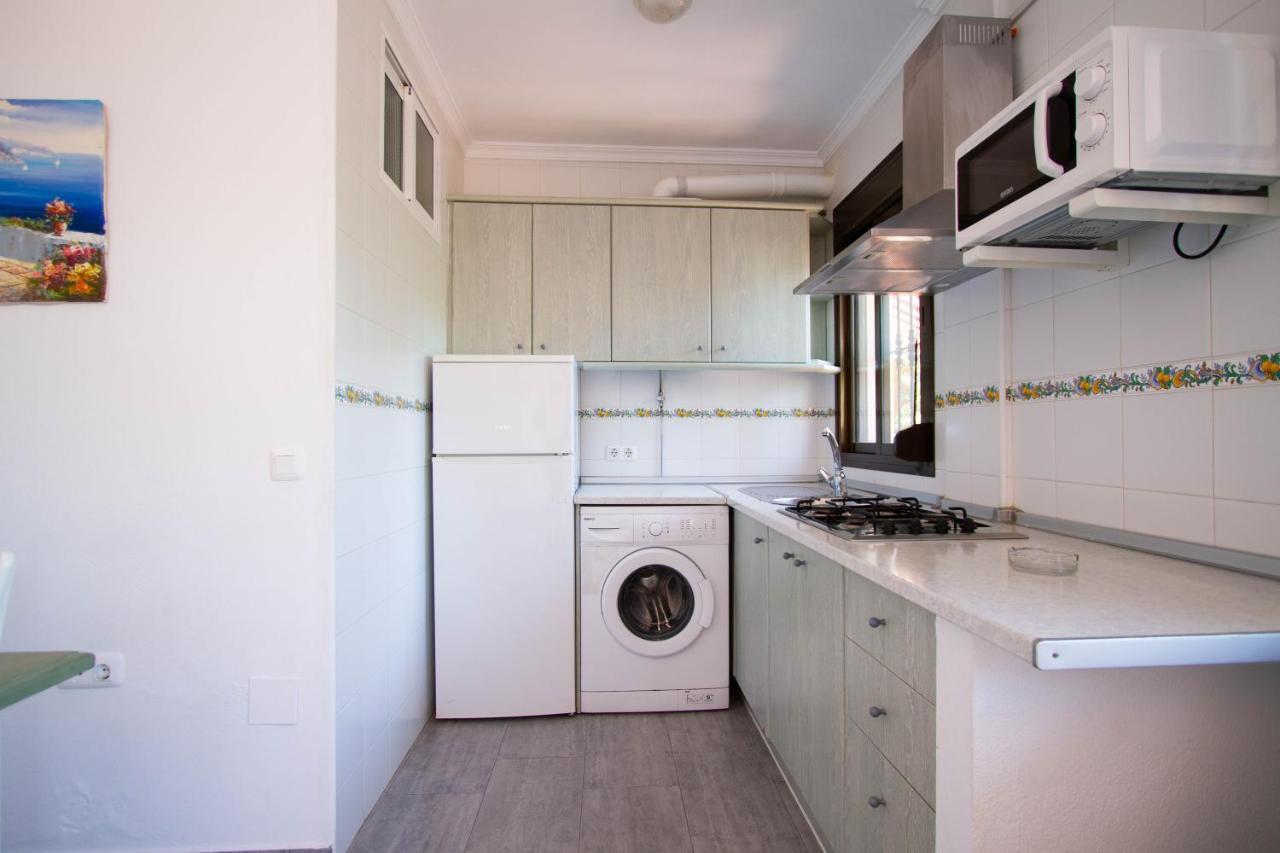 Apartamentos Turisticos Trajano ボロニア エクステリア 写真