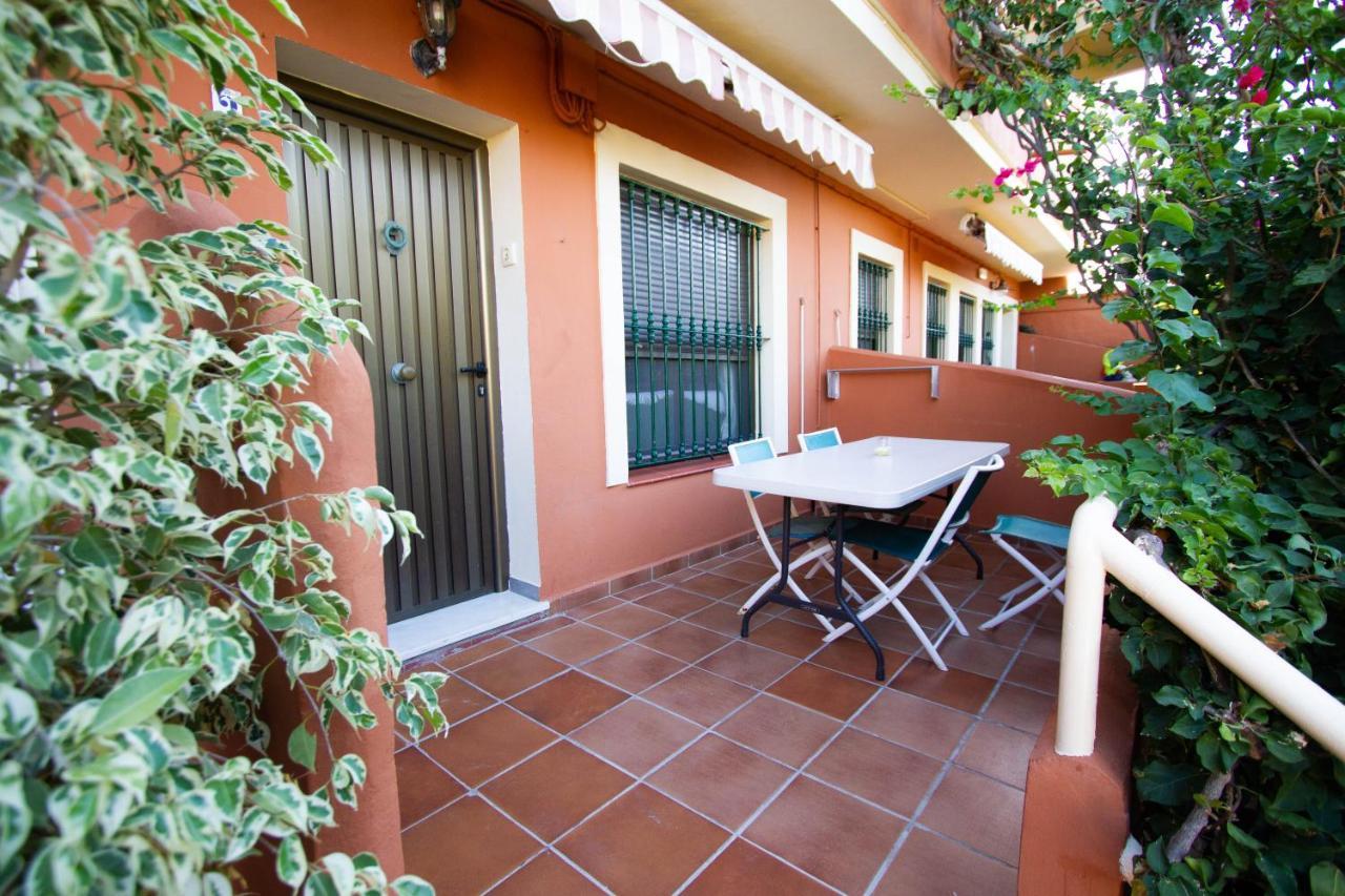 Apartamentos Turisticos Trajano ボロニア エクステリア 写真