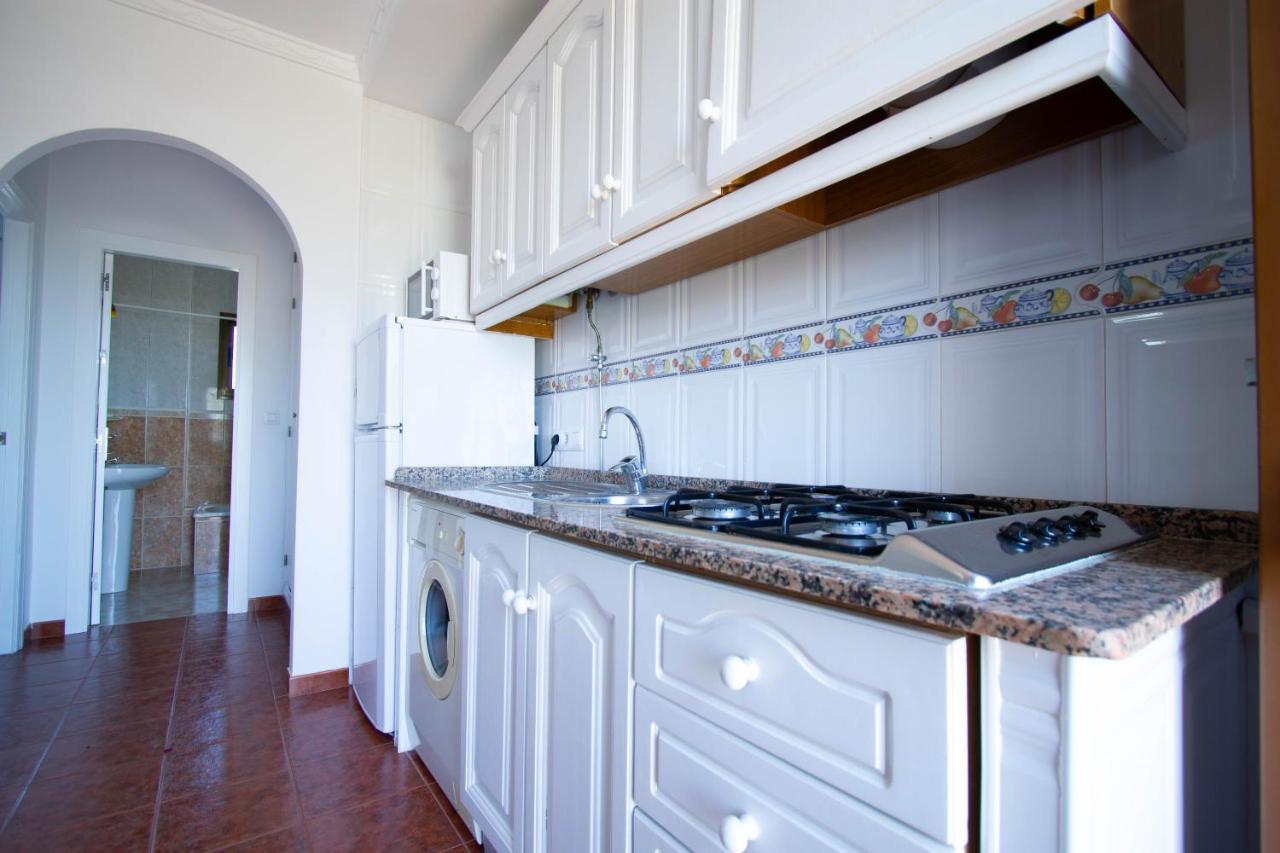 Apartamentos Turisticos Trajano ボロニア エクステリア 写真