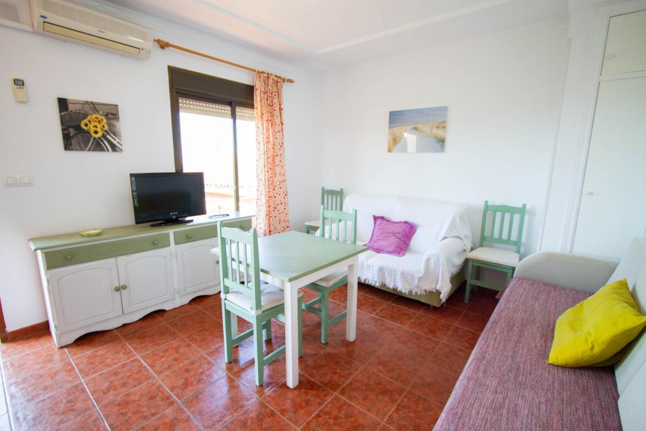 Apartamentos Turisticos Trajano ボロニア エクステリア 写真