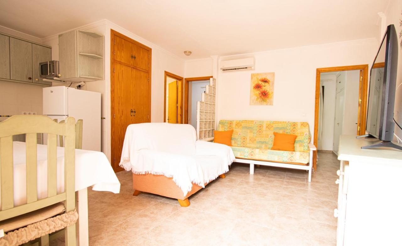 Apartamentos Turisticos Trajano ボロニア エクステリア 写真