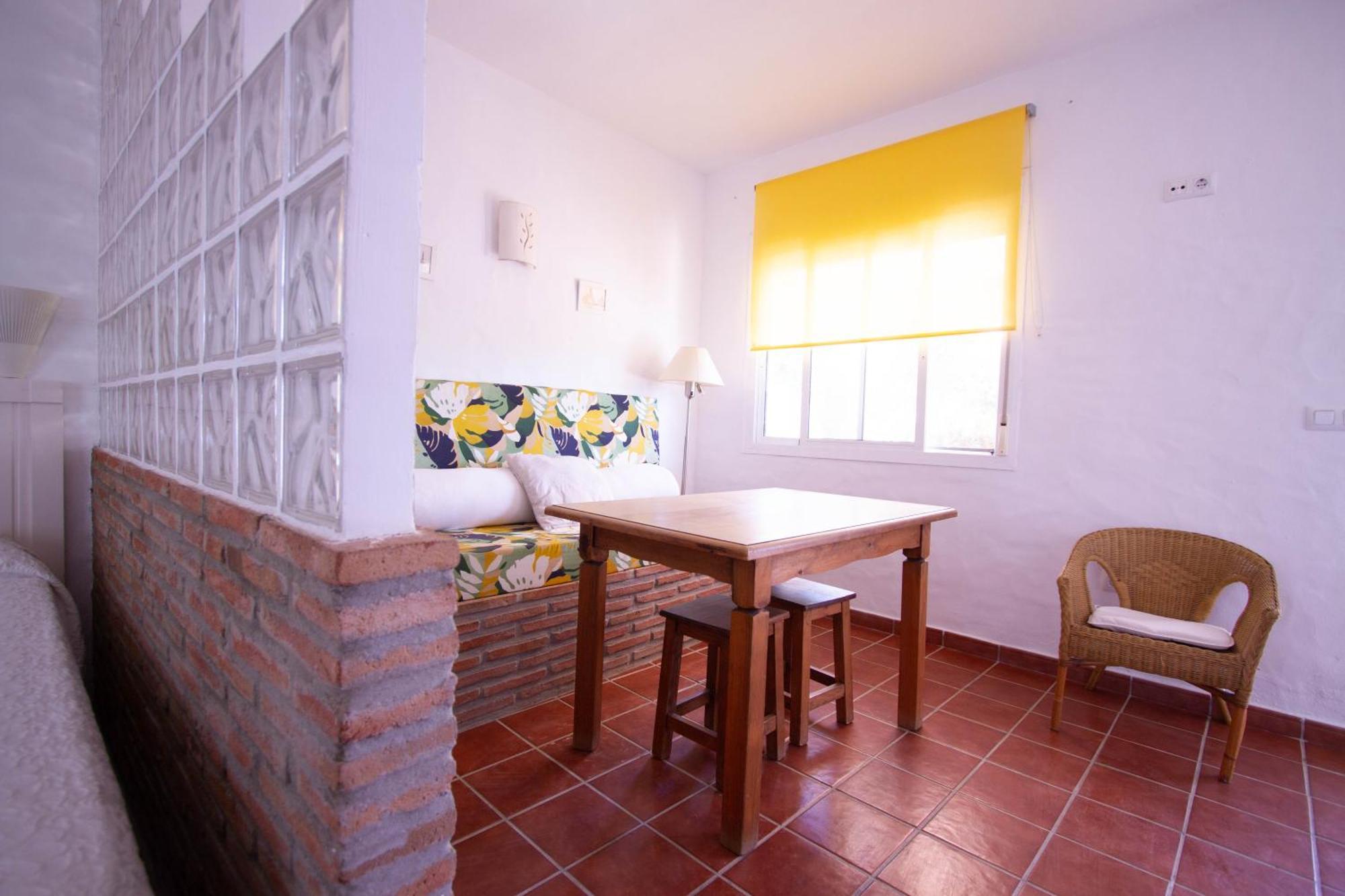 Apartamentos Turisticos Trajano ボロニア エクステリア 写真