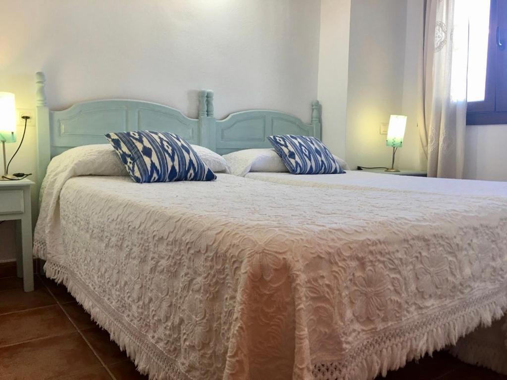 Apartamentos Turisticos Trajano ボロニア エクステリア 写真