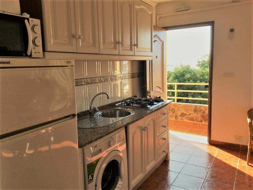 Apartamentos Turisticos Trajano ボロニア エクステリア 写真